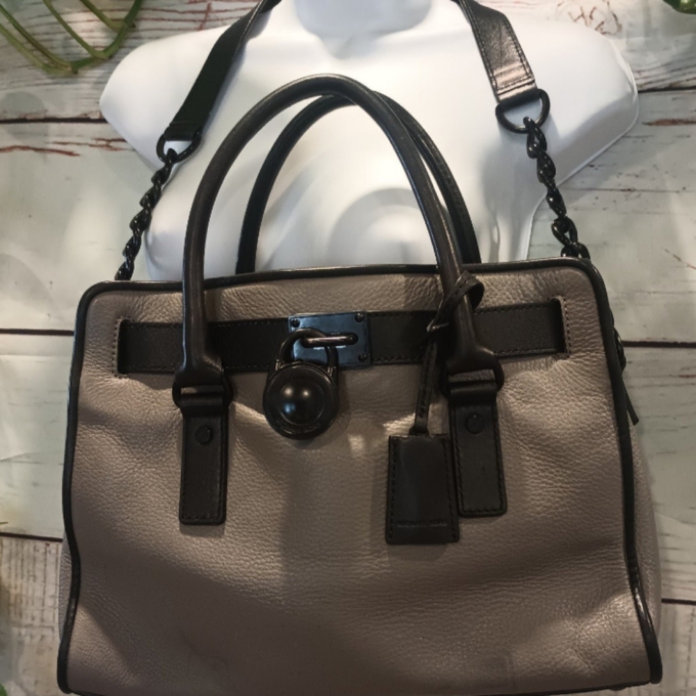 🛑🛑SOLD🛑🛑 Michael Kors Black and Gray Hamilton Leather Satchel Handbag